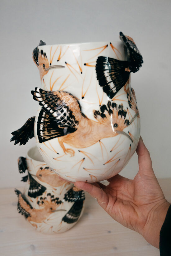 Pupuķi | Porcelāna spārnu vāze